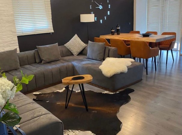 Tirane, jepet me qera apartament 2+1+Ballkon Kati 6, 120 m² 950 € (Tish Daia)