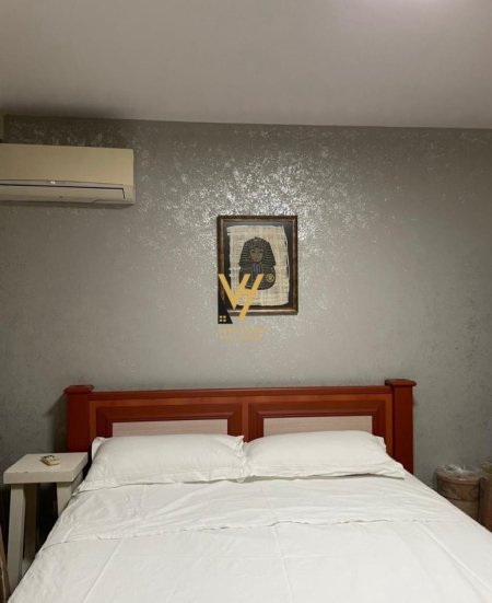 Tirane, jepet me qera apartament 1+1+Ballkon Kati 5, 70 m² 620 € (QENDER)