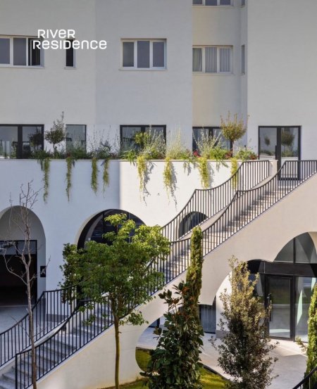 Tirane, jepet me qera dyqan Kati 0, 330 m² 5.000 € (RIVER RESIDENCE)