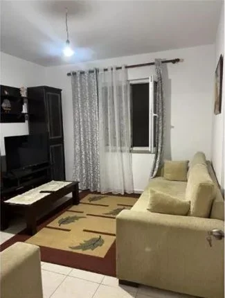 Tirane, jepet me qera apartament 2+1 Kati 1, 90 m² 500 € (Laprake)