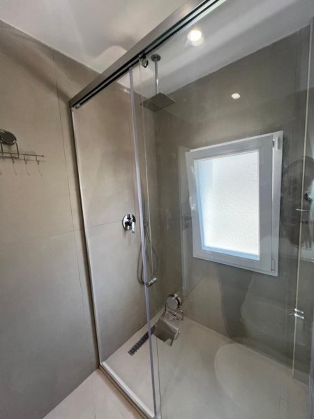 Tirane, jepet me qera apartament 2+1+Ballkon Kati 2, 90 m² 850 € (tek Bulevardi Zogu 1)