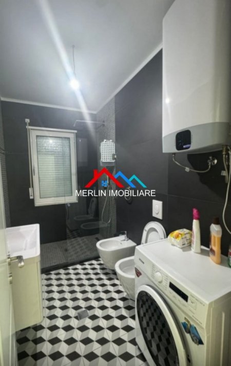 Tirane, jepet me qera apartament 1+1+Ballkon Kati 2, 80 m² 600 € (RRUGA NEXHO KONOMI,ASTIR)