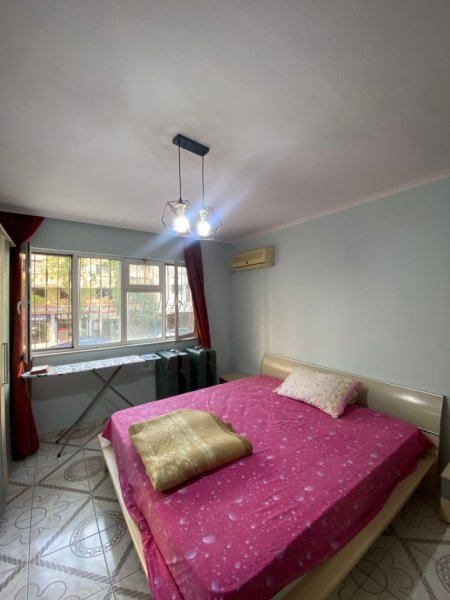 Jepet me Qera Ap 3+1 me Super Cmim tek Liqeni afer Bllokut dhe Gardes,  750 €URO