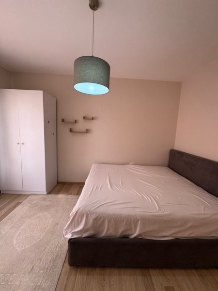 Tirane, jepet me qera apartament 2+1+Aneks+Ballkon Kati 6, 125 m² 1.000 € (Kompleksi Delijorgji)