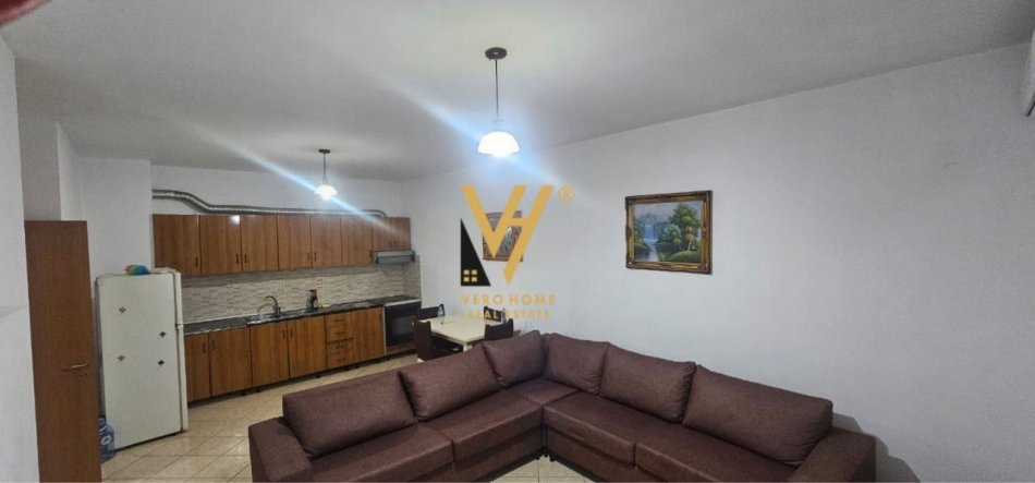 Tirane, shitet apartament 1+1+Ballkon Kati 3, 75 m² (YZBERISHT) 110.000 euro