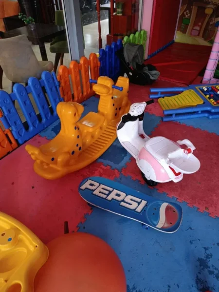 Tirane, OKAZION! Shiten Lodra te perdorura per bar-kafe 5.000 €