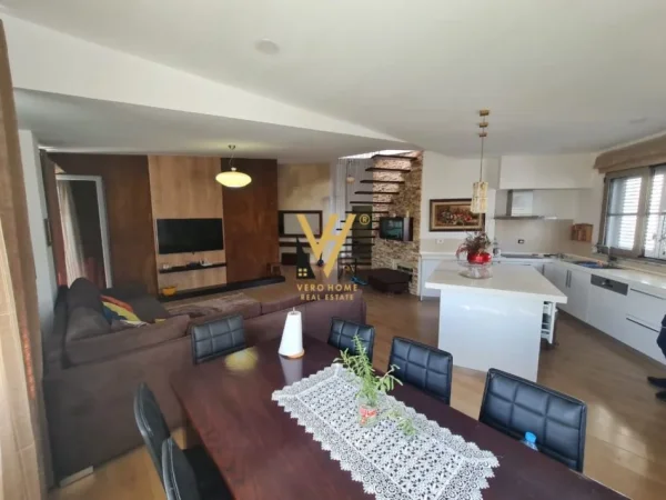 Tirane, jepet me qera apartament 1+1+Ballkon Kati 5, 155 m² 1.000 € (LIQENI I THATE)