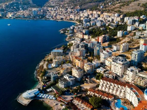 Sarande, shitet shtepi 2+1+Ballkon Kati 1, 350 m² 300.000 € (Sarande)