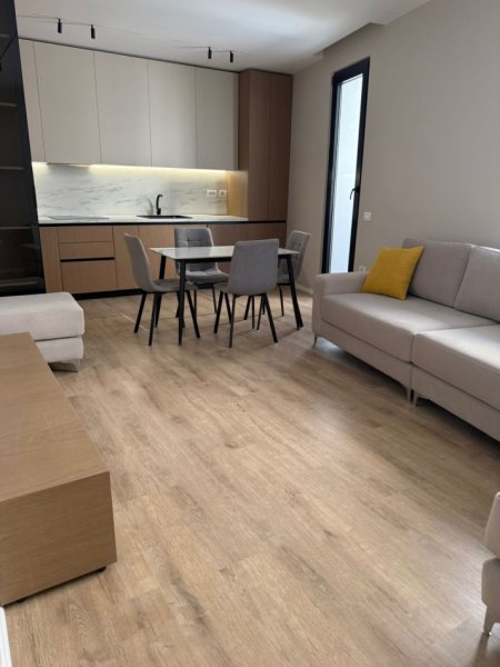 Tirane, jepet me qera apartament 2+1 Kati 3, 99 m² 750 € (rruga frosina plaku)