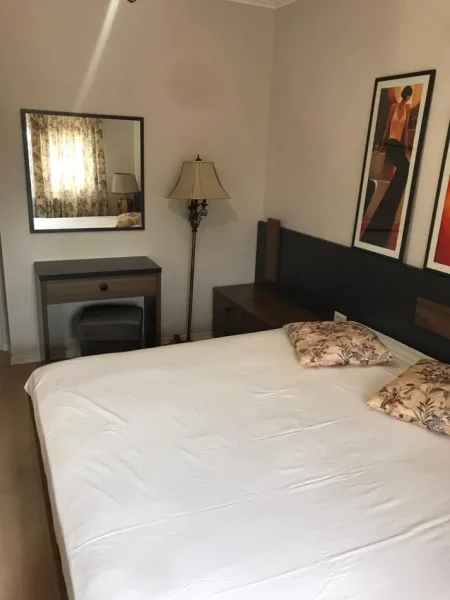 Tirane, jepet me qera apartament 3+1 Kati 6, 125 m² 1.100 € (rruga sulejman pasha)