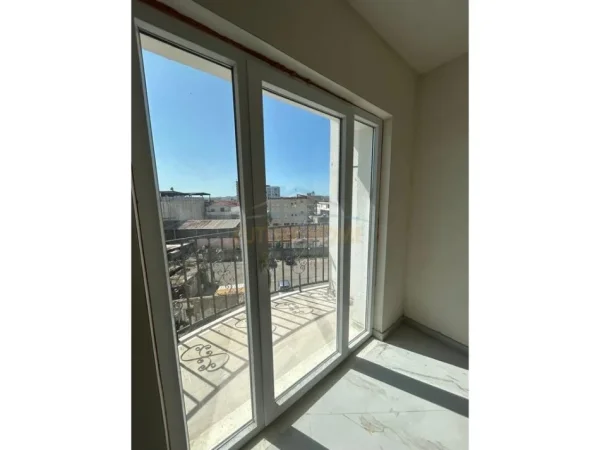 Durres, shitet apartament 2+1 Kati 3, 114 m² 90.000 € 