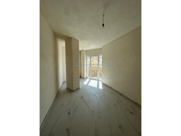 Durres, shitet apartament 2+1 Kati 3, 114 m² 90.000 € 