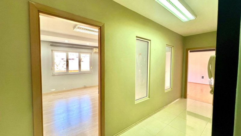Me Qera : Zyre me 3 Ambiente Pune 📍Sheshi Wilson (Posta 8) - 800€ || Kt.3 - S.110m² -Vendodhje Perfekte✨️