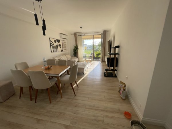 Tirane, shitet apartament 2+1+Ballkon Kati 2, 98 m² 140.000 € (Rruga Aleksander Konda)