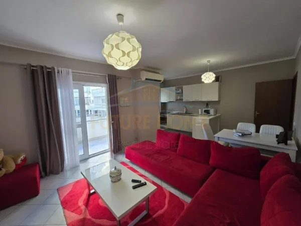 Durres, shitet apartament 2+1 Kati 3, 139 m² 240.000 €