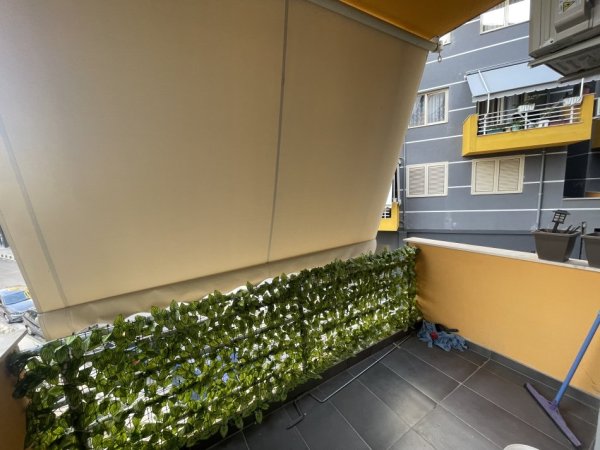 Tirane, shitet apartament 2+1+Ballkon Kati 2, 98 m² 140.000 € (Rruga Aleksander Konda)