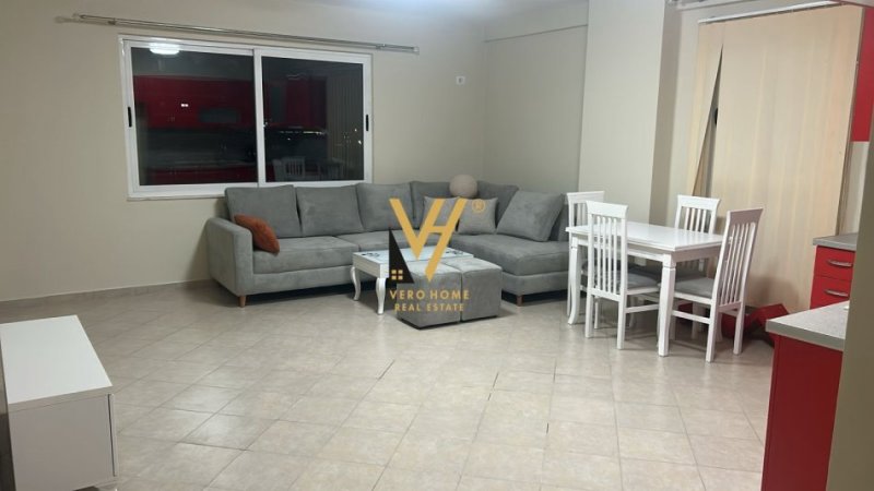 Tirane, jepet me qera apartament 2+1+Ballkon Kati 3, 105 m² 550 € (ASTIR)