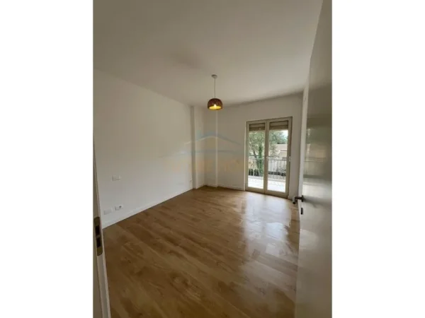 Durres, shitet apartament 2+1 Kati 2, 93 m² 140.000 € 