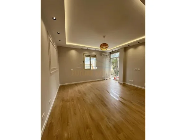 Durres, shitet apartament 2+1 Kati 2, 93 m² 140.000 € 