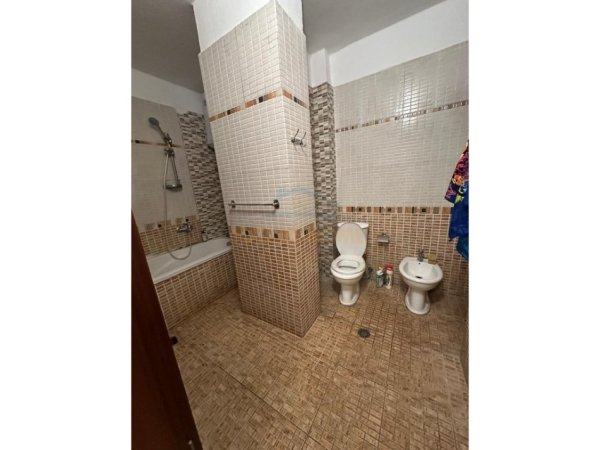 Durres, shitet apartament 2+1 Kati 3, 102 m² 125.000 € 