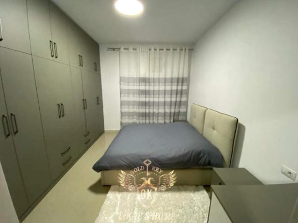 Durres, jepet me qera apartament 2+1 Kati 0, 400 Euro (Vollga)