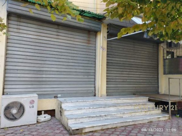 Tirane, shitet ambjent biznesi Kati 0, 58 m² 75.000 Euro (Vace Zela)