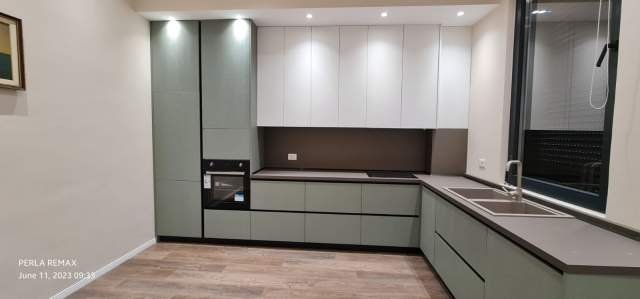 Tirane, jepet me qera apartament duplex Kati 2, 165 m² 1.200 Euro (Kodra e Diellit)