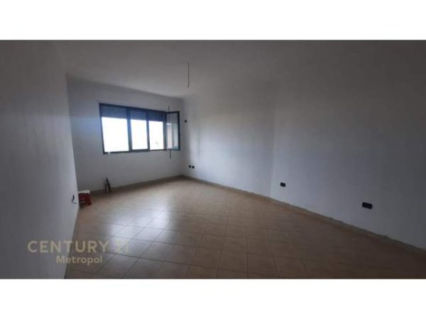 Tirane, shitet apartament 1+1+BLK Kati 4, 67 m² 71.000 Euro (Rruga e teleferikut)