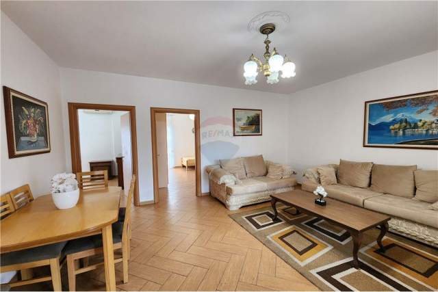 Tirane, jepet me qera apartament 2+1+A+BLK Kati 6, 105 m² 530 Euro (Rr. Siri Kodra)