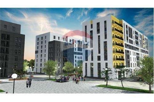 Tirane, shes apartament 2+1+BLK