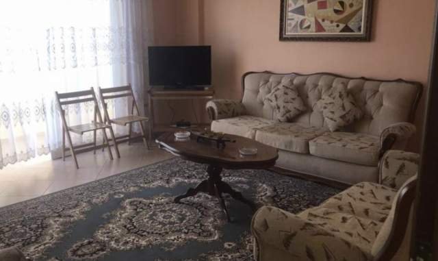 Tirane, jepet me qera apartament 1+1+A Kati 6, 78 m² 350 Euro (Rruga Hoxha Tahsim)