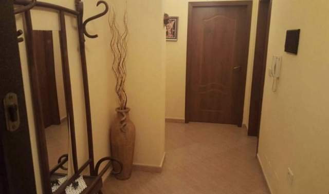 Tirane, jepet me qera apartament 1+1+A Kati 6, 78 m² 350 Euro (Rruga Hoxha Tahsim)