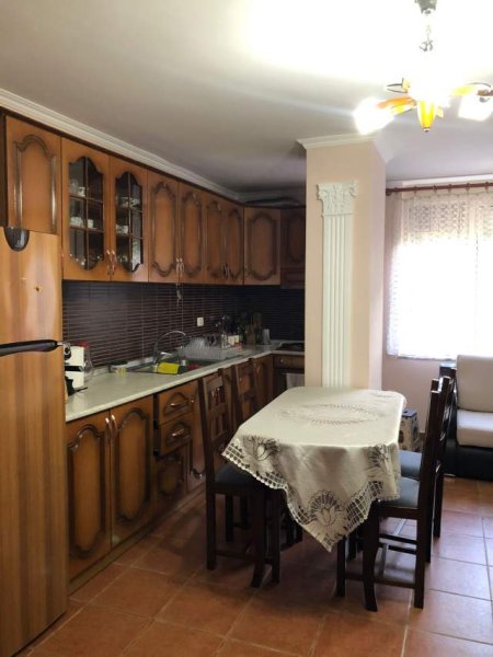 Durres, shitet apartament duplex Dublex Kati 1, 84 m² 130.000 Euro (, prane Restorant Palmas)