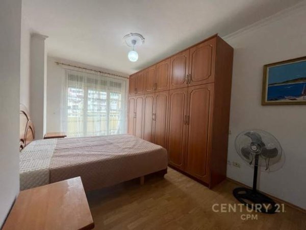 Tirane, jepet me qera apartament 2+1+A+BLK Kati 3, 112 m² 550 Euro (Liqeni i Tiranes)