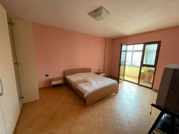 Tirane,  apartament 2+1+BLK Kati 5, 120 m² 120.000 Euro (Laprakë)