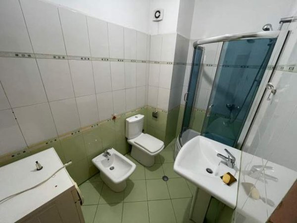 Tirane,  apartament 2+1+BLK Kati 5, 120 m² 120.000 Euro (Laprakë)