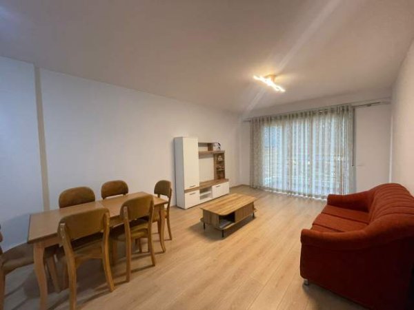 Tirane, jepet me qera apartament 1+1+BLK Kati 1, 80 m² 400 Euro (Laprake)