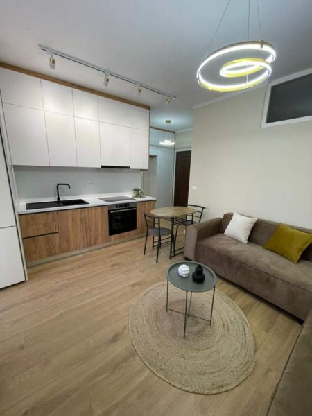 Tirane, jepet me qera apartament 1+1+BLK Kati 4, 60 m² 400 Euro (prane Vila L)