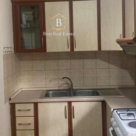 Tirane, jepet me qera apartament 1+1+BLK Kati 1, 60 m² 35.000 Leke (Ish Fusha Aviacionit,Banka Intesa San Paulo)