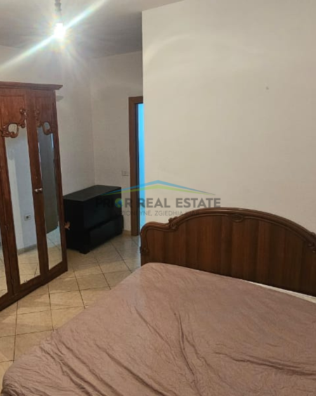 Tirane, shitet apartament 1+1 Kati 3, 72 m² 110.000 €  Yzberisht