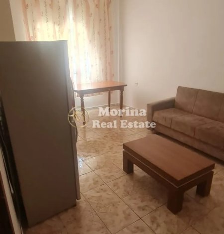 Tirane, jepet me qera apartament 1+1+Ballkon Kati 3, 56 m² 500 € (Rruga e Durresit)