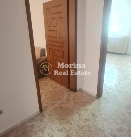 Tirane, jepet me qera apartament 1+1+Ballkon Kati 3, 56 m² 500 € (Rruga e Durresit)