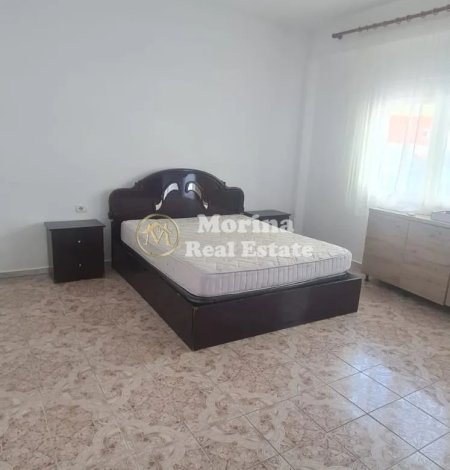 Tirane, jepet me qera apartament 1+1+Ballkon Kati 3, 56 m² 500 € (Rruga e Durresit)