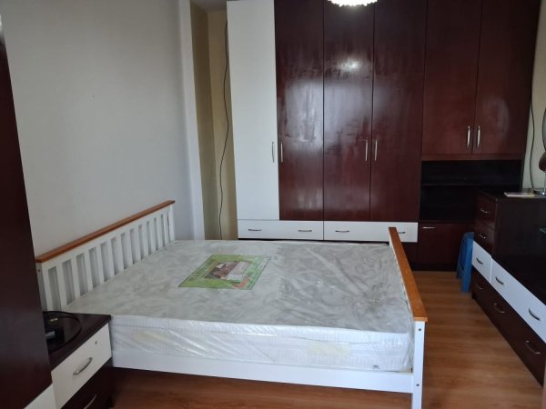 JEPET APARTAMENT 1+1 NË QENDËR PAS MUZEUT KOMBËTAR TEK RRUGA FORTUZI, Kati 5, 70 m² 620 €URO