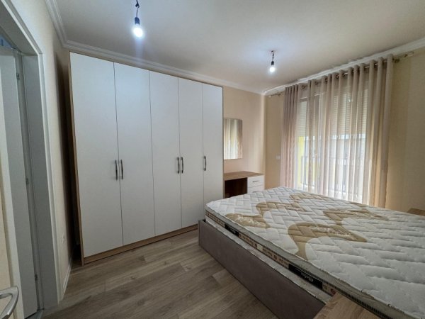 jepet me qera apartament 2+1 Kati 6, 100 m² 500 €