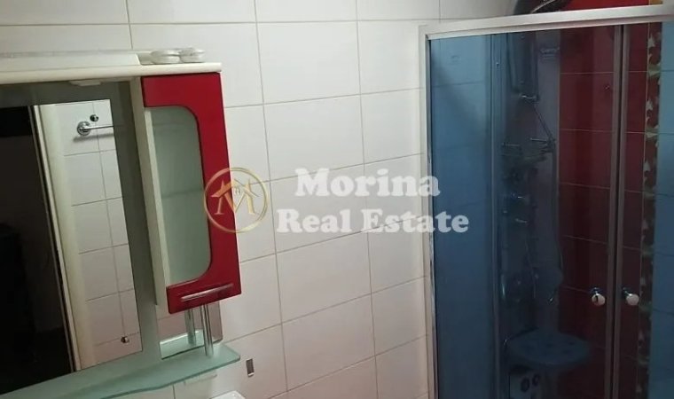 Tirane, jepet me qera apartament 3+1 Kati 9, 160 m² 800 € (Selvia, Kompleksi Halili)