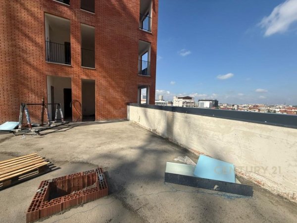 Tirane, shitet apartament 1+1+Ballkon Kati 4, 71 m² 157.820 € 