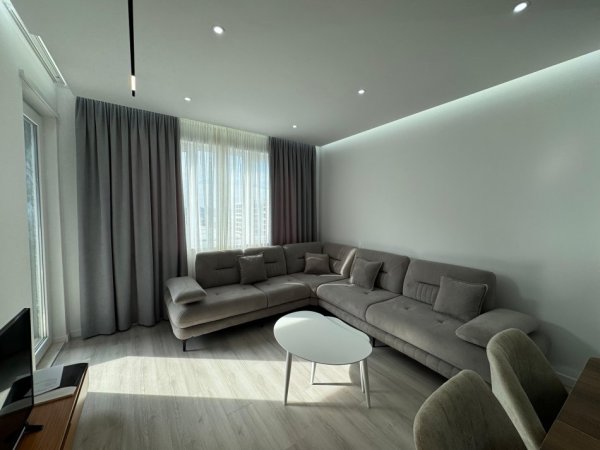 Tirane, jepet me qera apartament 2+1 Kati 5, 550 € 