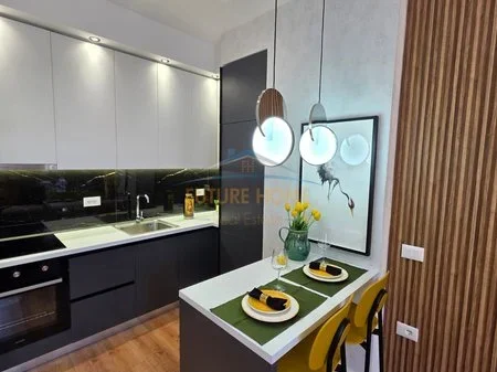 Tirane, shitet apartament 1+1 Kati 8, 66 m² 212.000 € 