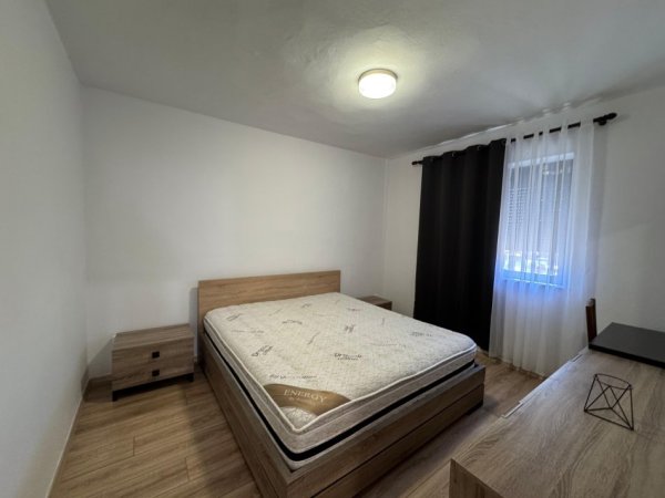 Tirane, jepet me qera apartament 2+1 Kati 3, 100 m² 550 € (Rruga kongresi i manastirit)